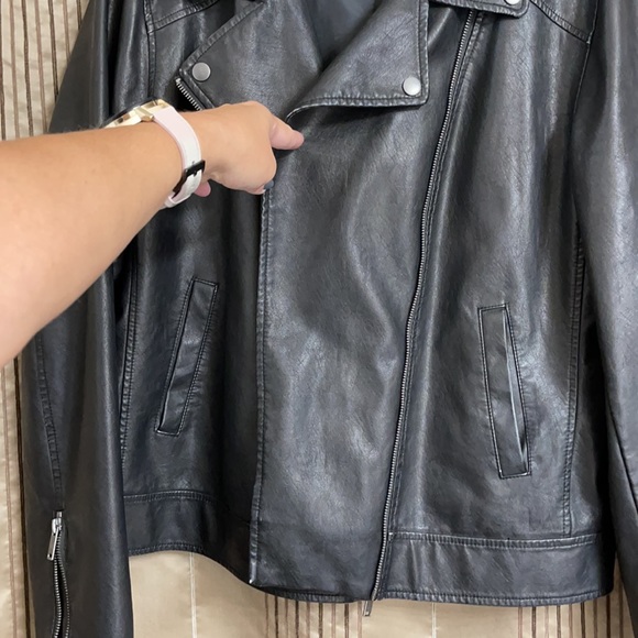 Faux Leather Black Moto Jacket - Picture 9 of 10